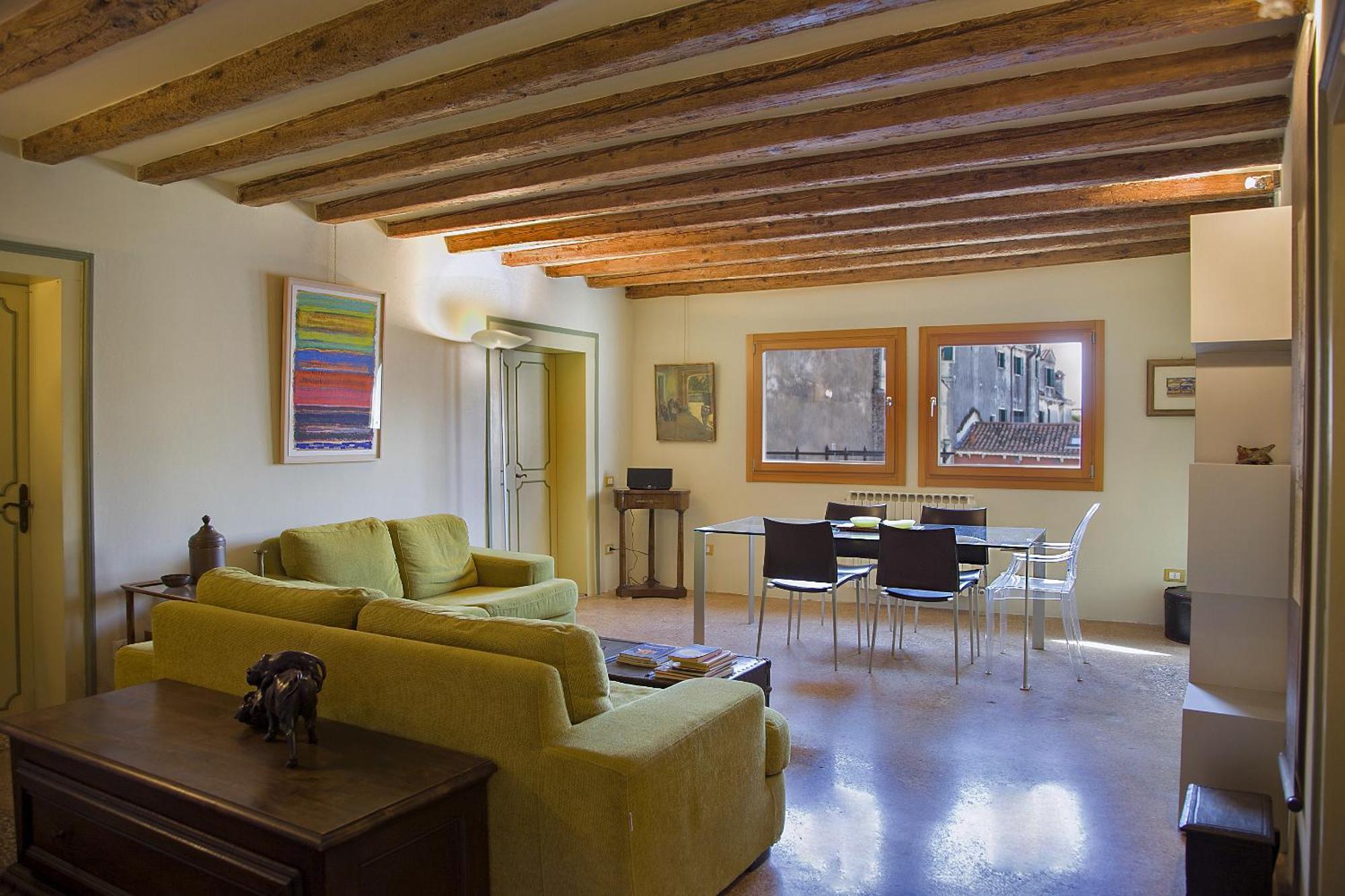 Real Venetian Apartment, 300 M From Rialto Bridge, 100 Sqm Apartamento